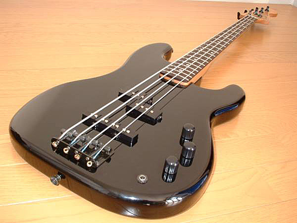 Fender Japan Jazz Bass Special All Black
